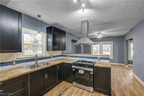 2127 Marlindale Road Cleveland Heights OH 44118