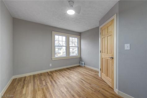 2127 Marlindale Road Cleveland Heights OH 44118