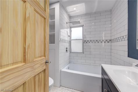2127 Marlindale Road Cleveland Heights OH 44118