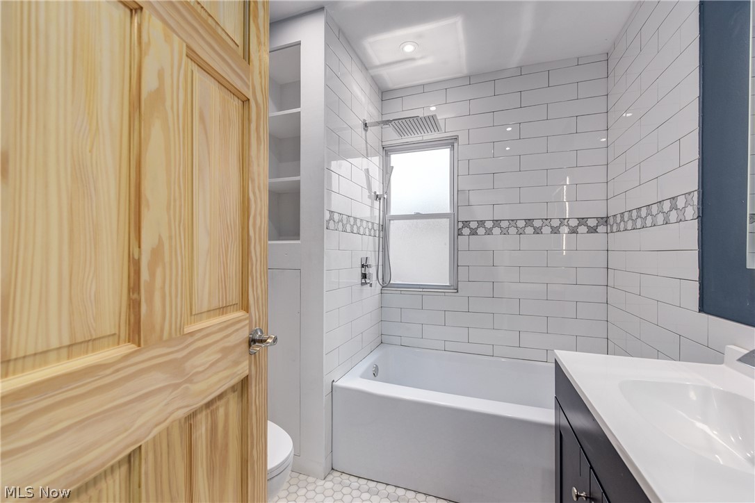 2127 Marlindale Road Cleveland Heights OH 44118