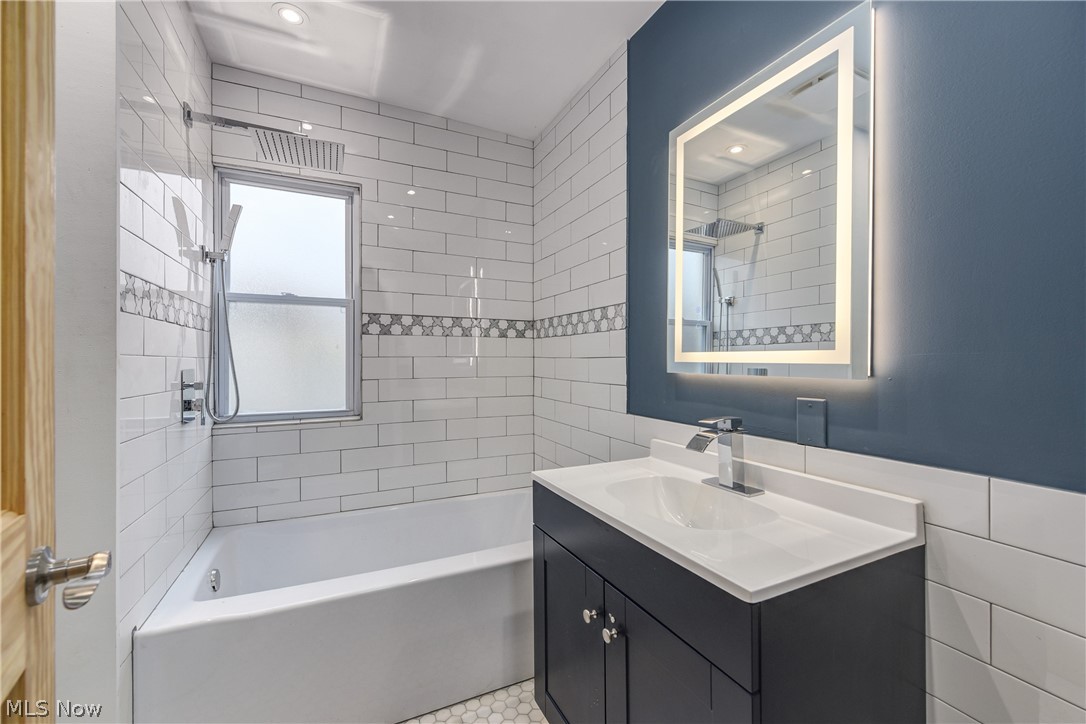 2127 Marlindale Road Cleveland Heights OH 44118
