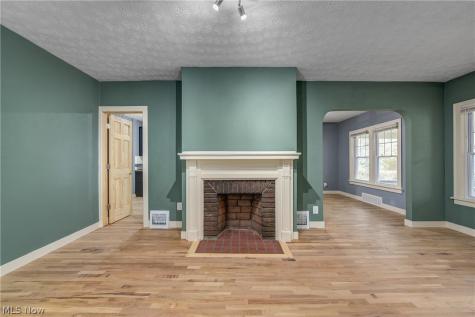 2127 Marlindale Road Cleveland Heights OH 44118
