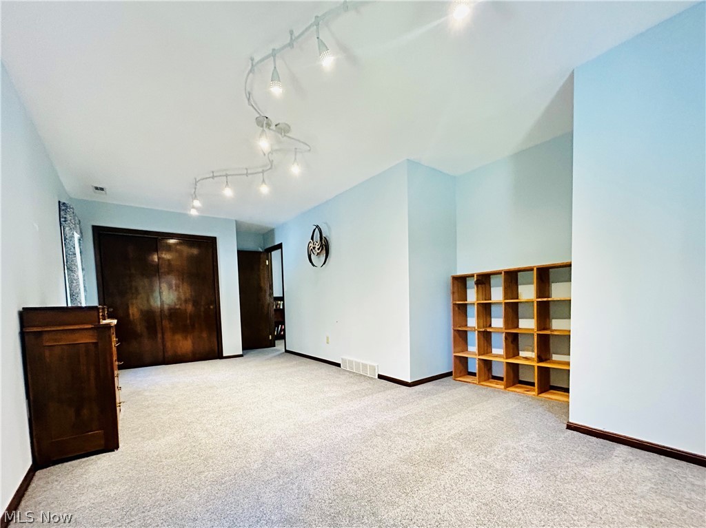 1572 Wall Road Wadsworth OH 44281
