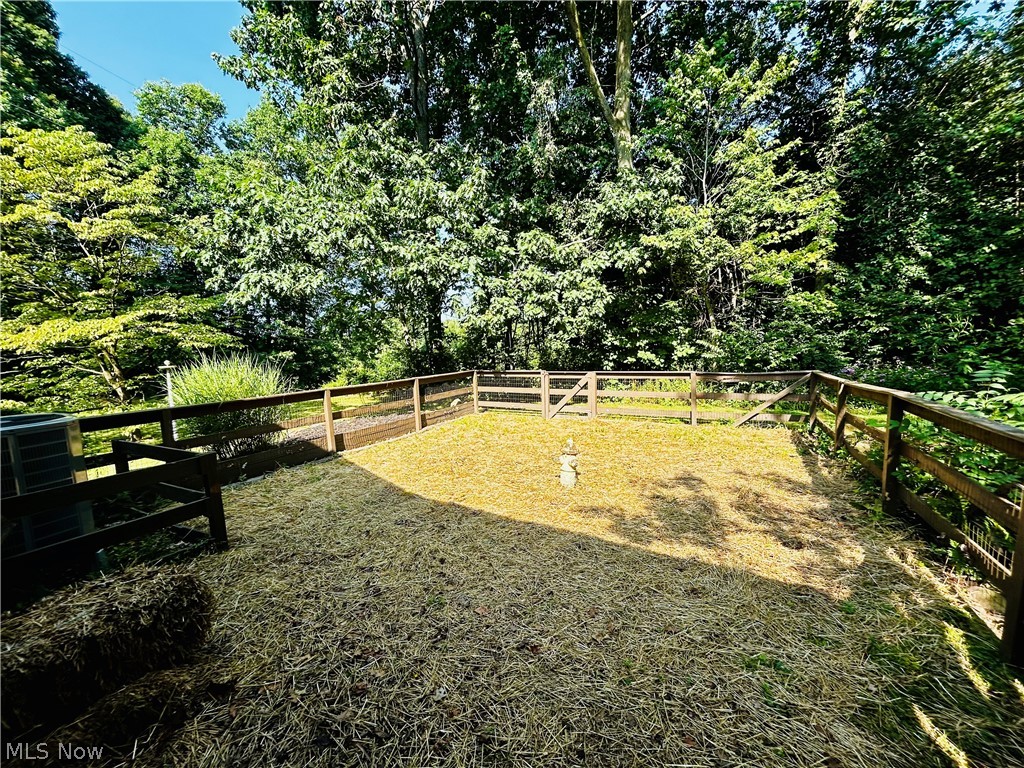 1572 Wall Road Wadsworth OH 44281