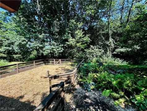 1572 Wall Road Wadsworth OH 44281