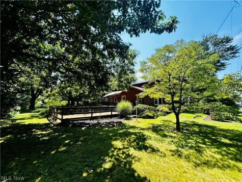 1572 Wall Road Wadsworth OH 44281