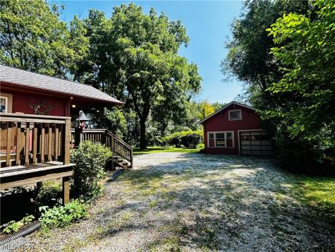 1572 Wall Road Wadsworth OH 44281