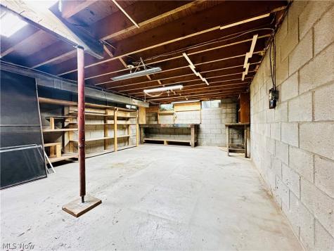 1572 Wall Road Wadsworth OH 44281