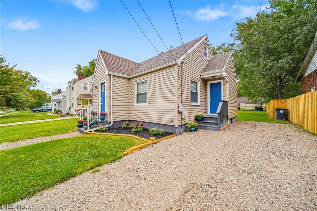 726 Lyndon Avenue Ashtabula OH 44004