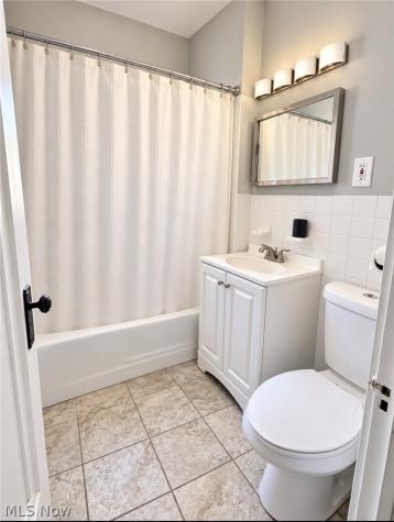 871 Lecona Road Cleveland Heights OH 44121