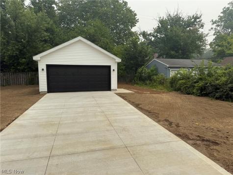 3607 Hildana Road Shaker Heights OH 44120