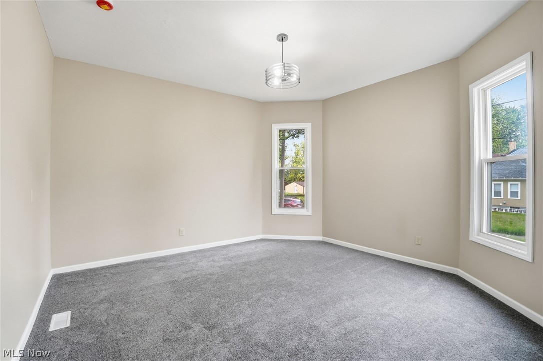 766 E Summit Alliance OH 44601