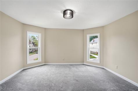 766 E Summit Alliance OH 44601