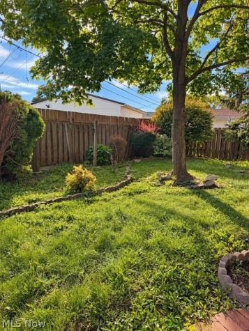 15600 Glenwood Avenue Maple Heights OH 44137
