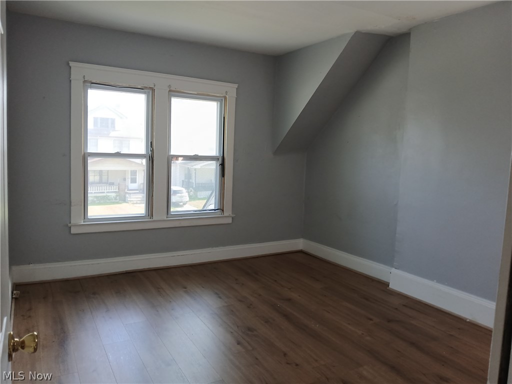 15409 Parkgrove Avenue Cleveland OH 44110