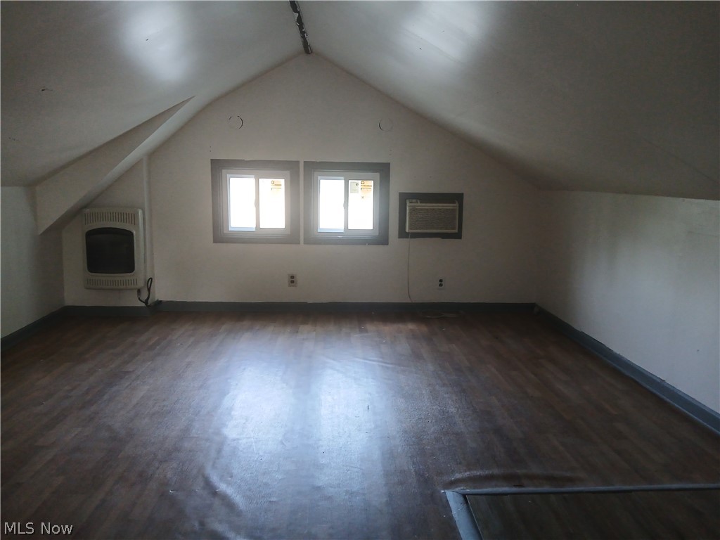 15409 Parkgrove Avenue Cleveland OH 44110