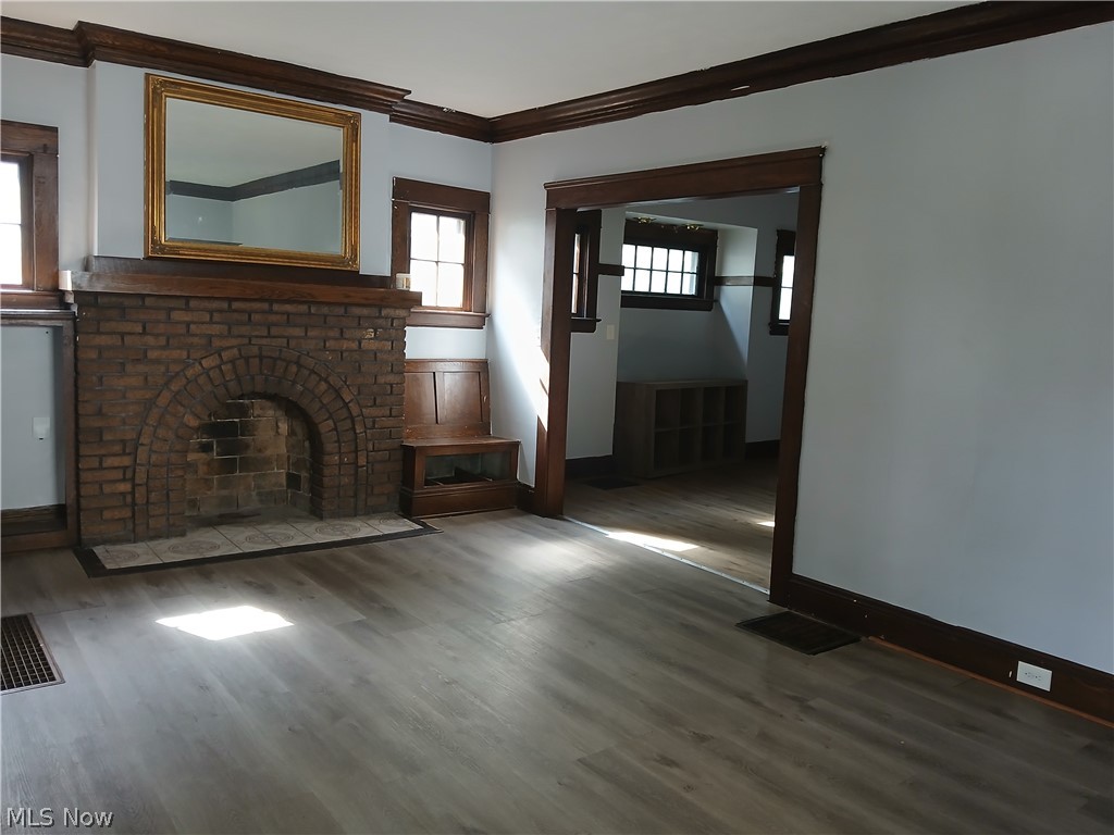 15409 Parkgrove Avenue Cleveland OH 44110