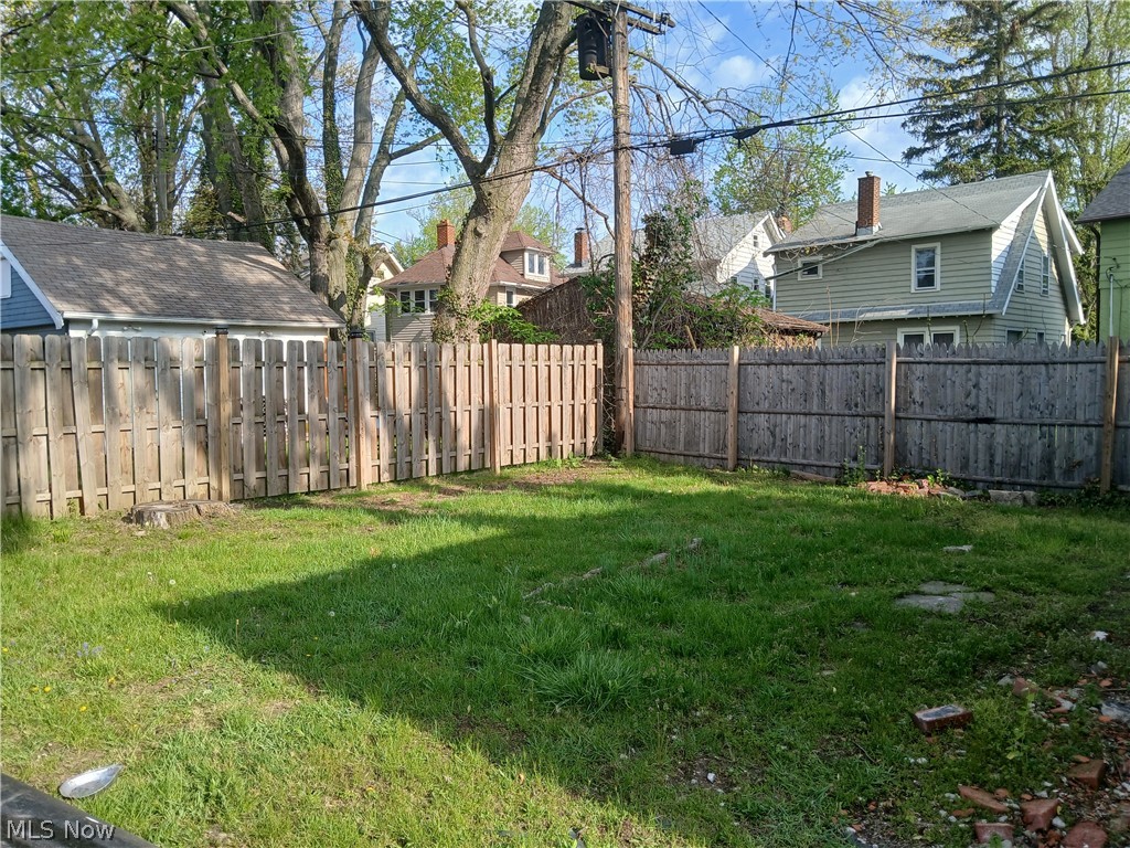 15409 Parkgrove Avenue Cleveland OH 44110