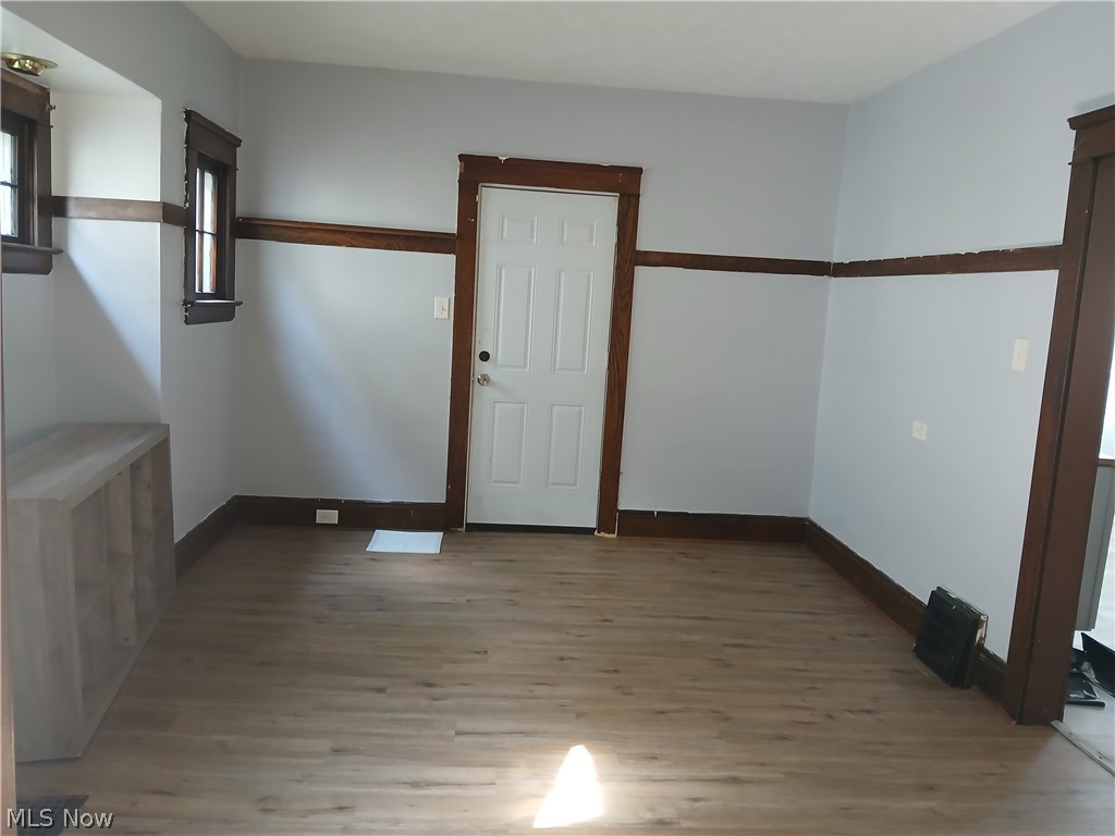 15409 Parkgrove Avenue Cleveland OH 44110