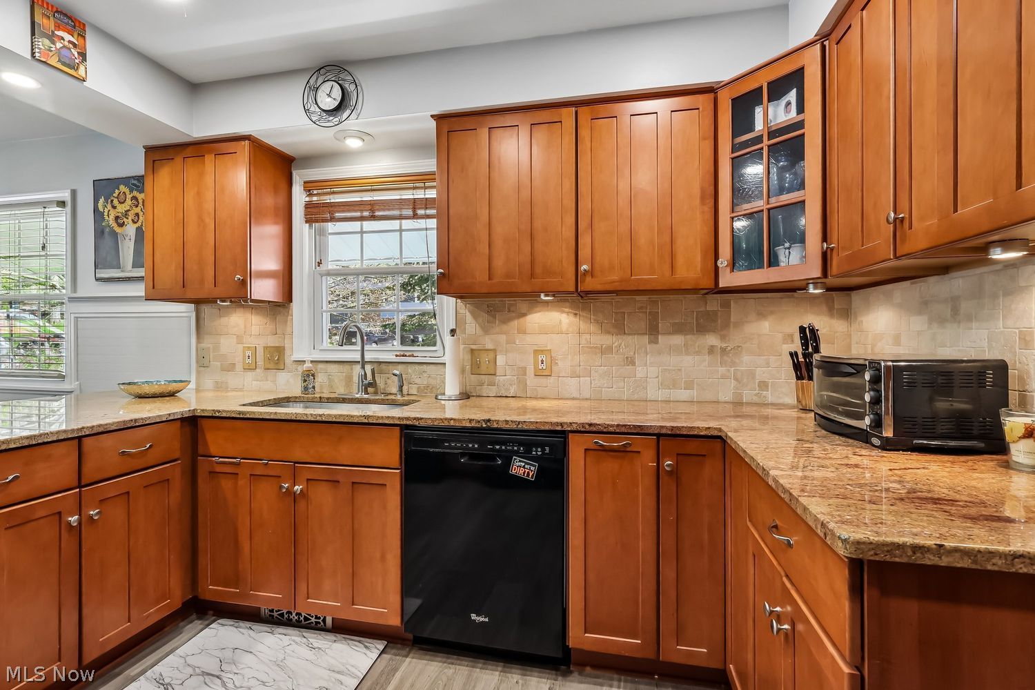 2063 Larchmont Road Akron OH 44313