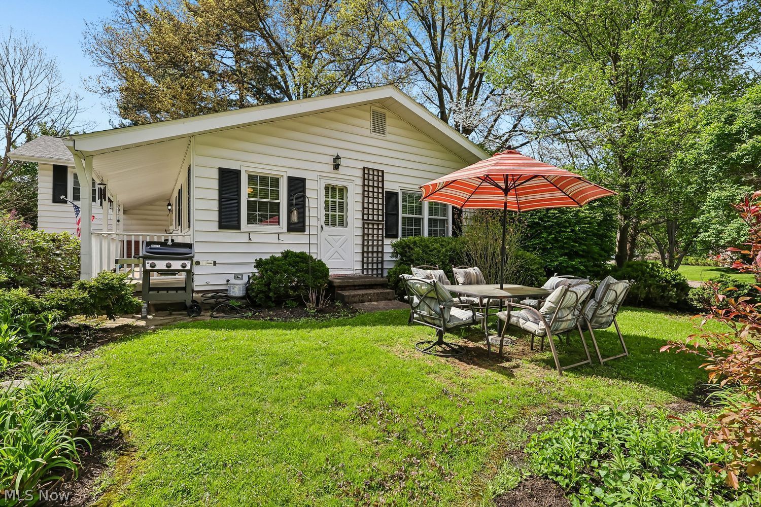 2063 Larchmont Road Akron OH 44313