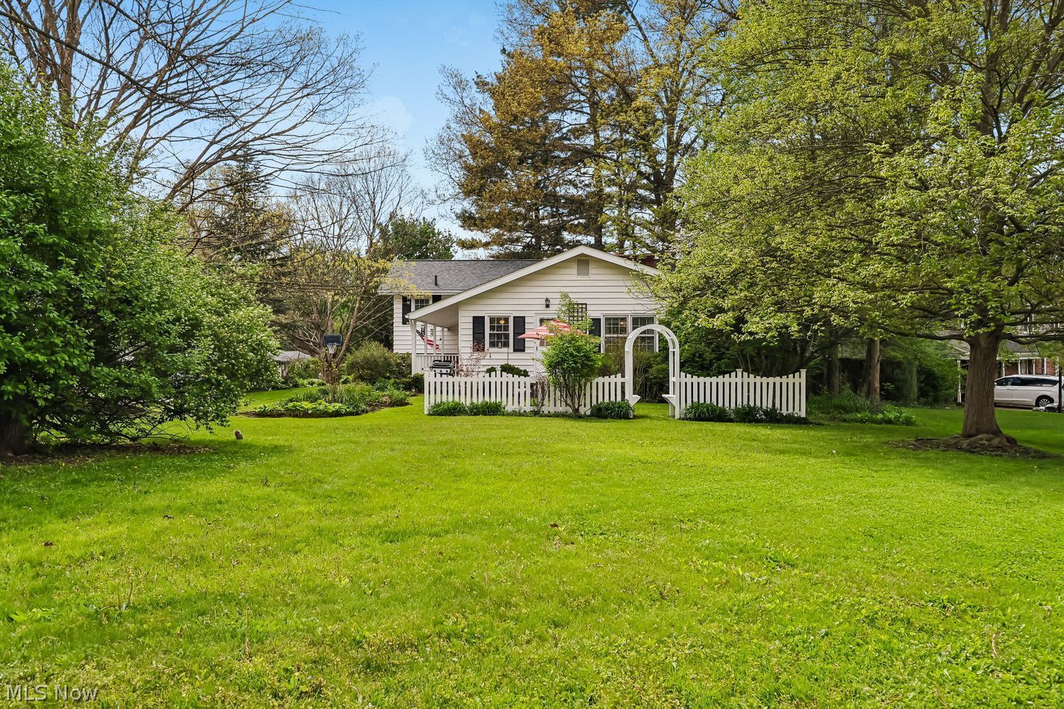 2063 Larchmont Road Akron OH 44313