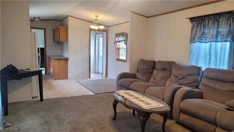 211 Broughton Avenue Marietta OH 45750