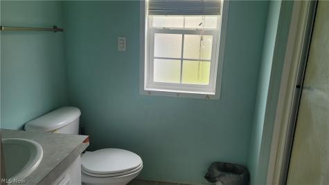 211 Broughton Avenue Marietta OH 45750