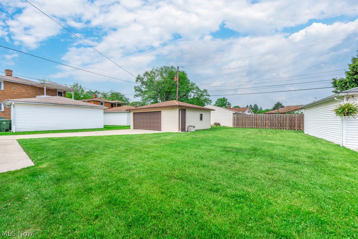 6916 Tobik Trail Parma Heights OH 44130