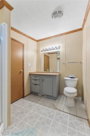 1005 Overlook Drive SW Canton OH 44706