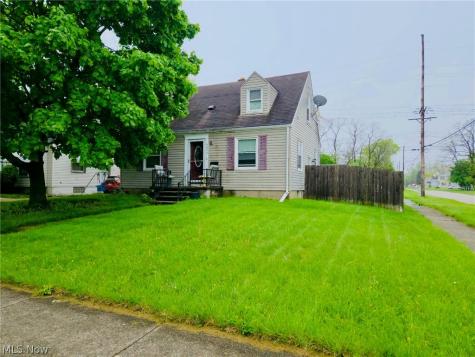 2402 E 35th Street Lorain OH 44055