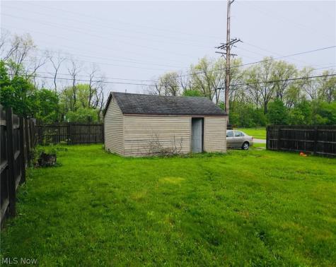 2402 E 35th Street Lorain OH 44055