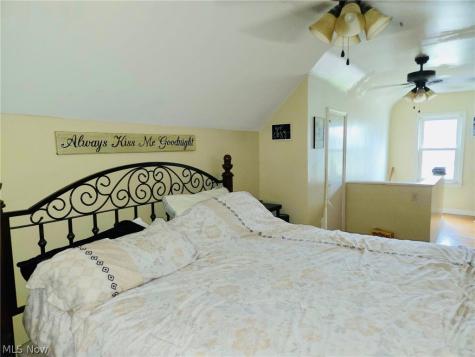 2402 E 35th Street Lorain OH 44055