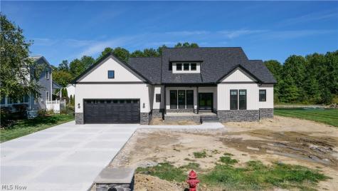 3177 Cook Road Atwater OH 44201