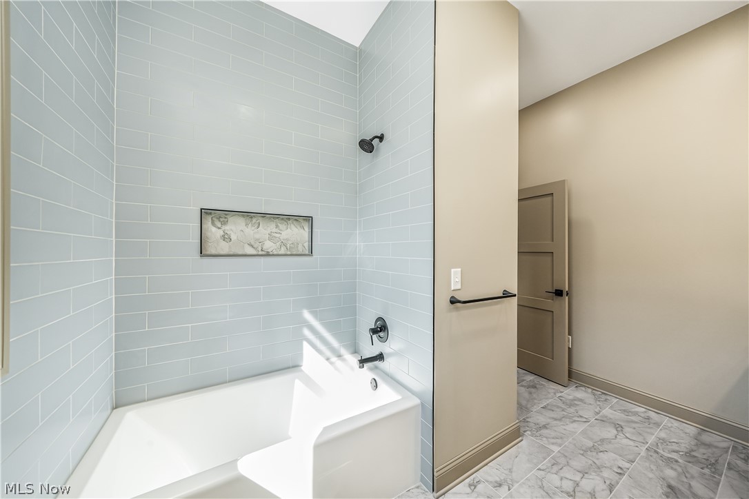 3177 Cook Road Atwater OH 44201