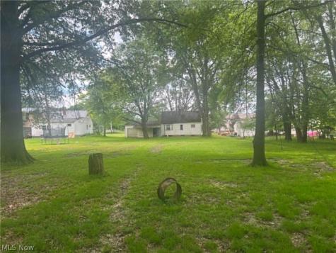 5220 Royalwood Road North Royalton OH 44133