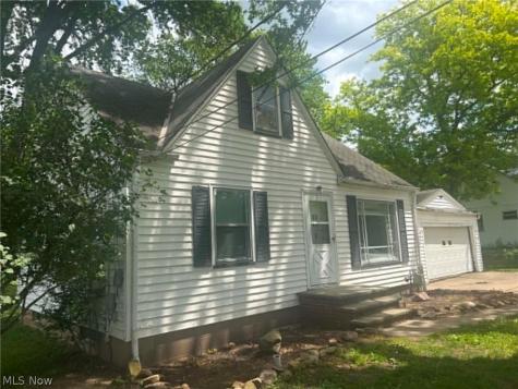 5220 Royalwood Road North Royalton OH 44133
