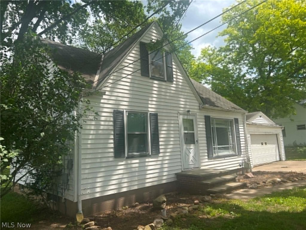 5220 Royalwood Road North Royalton OH 44133
