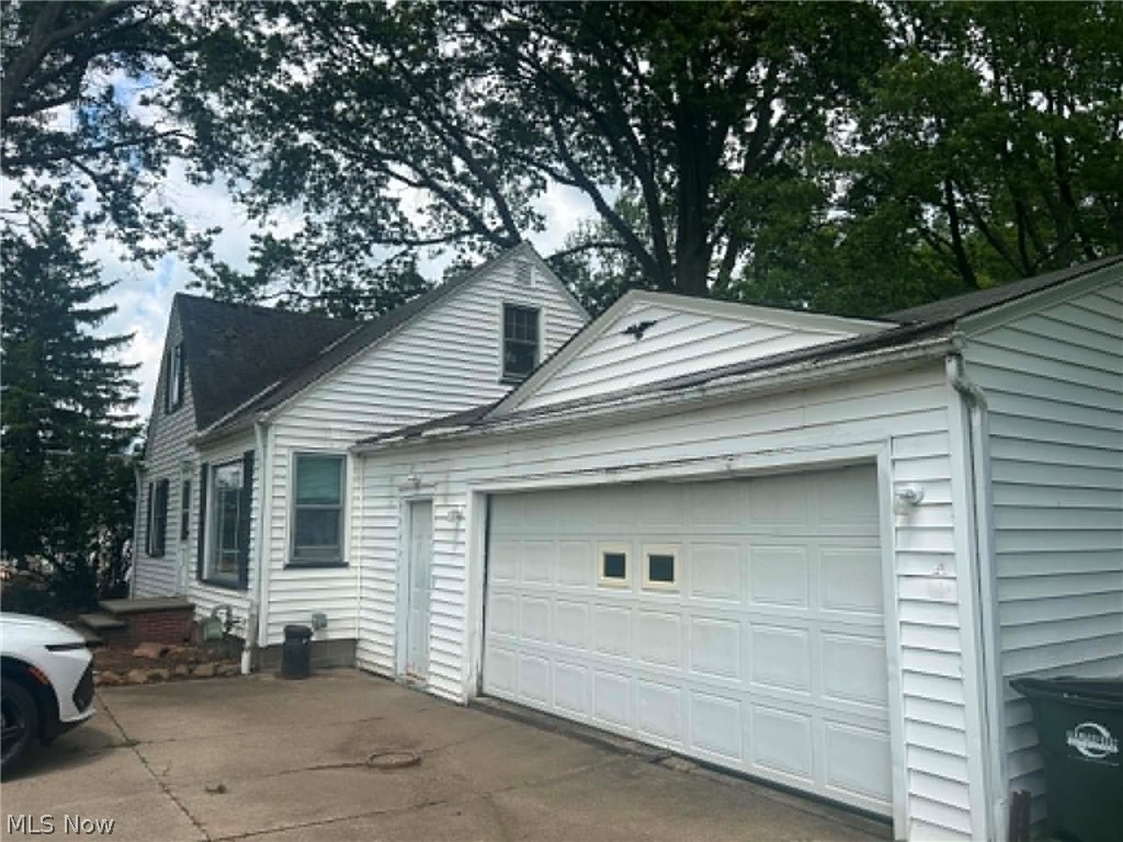 5220 Royalwood Road North Royalton OH 44133