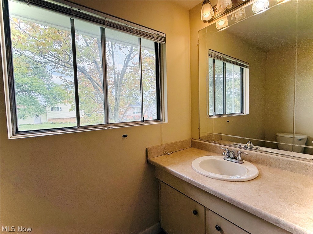 3161 Marda Drive Parma OH 44134