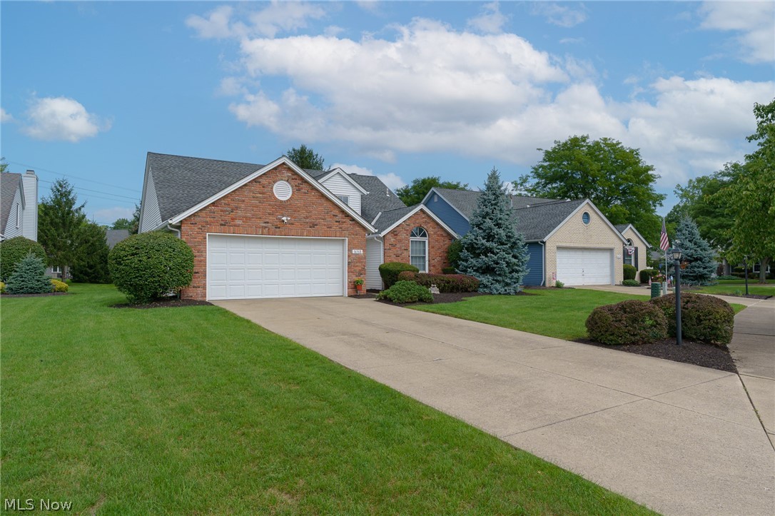 16368 N Laguardia Strongsville OH 44136