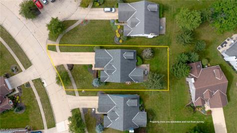 16368 N Laguardia Strongsville OH 44136