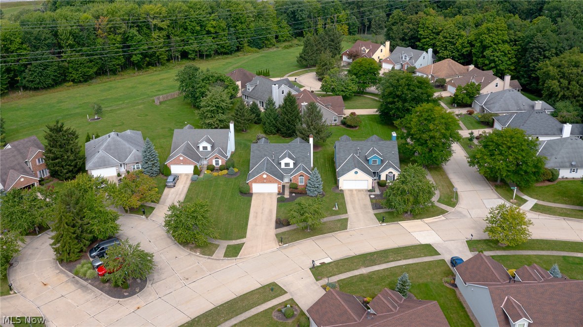 16368 N Laguardia Strongsville OH 44136