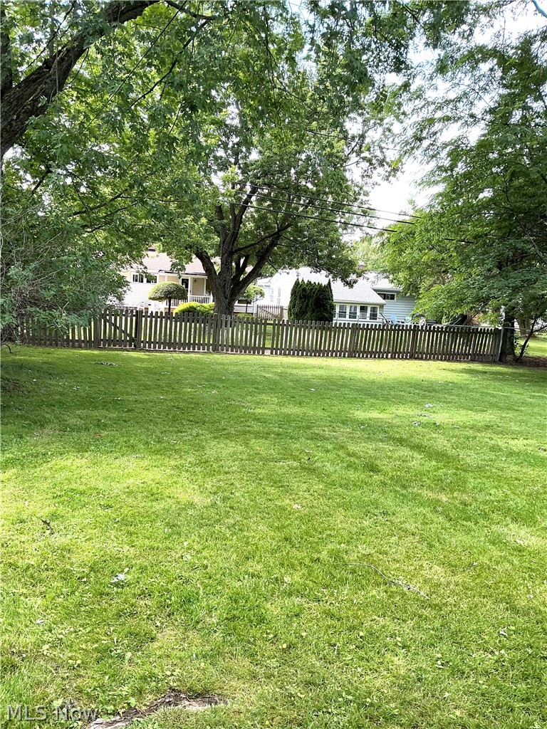 4950 N Sedgewick Lyndhurst OH 44124