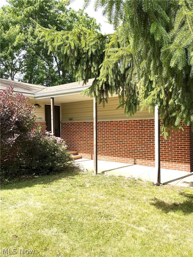 4950 N Sedgewick Lyndhurst OH 44124