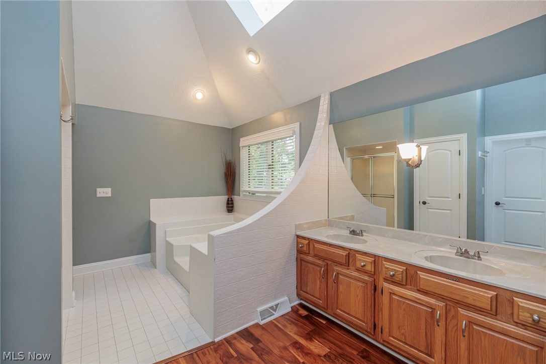 3170 Oakwood Lane Westlake OH 44145