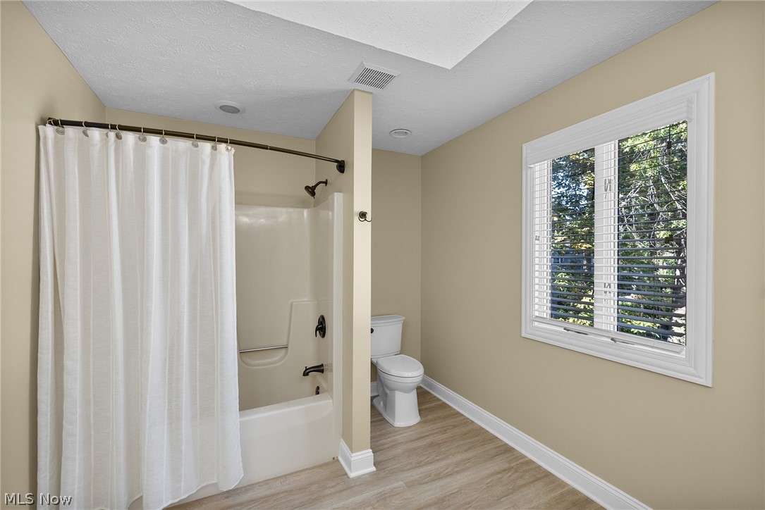 3170 Oakwood Lane Westlake OH 44145
