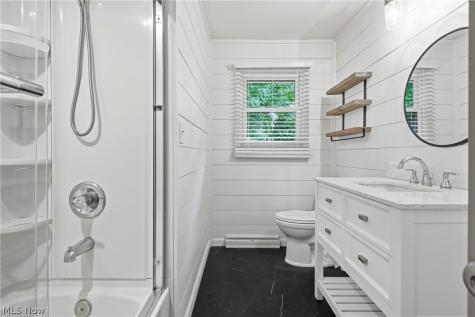 4828 Echoglenn Street NW North Canton OH 44720