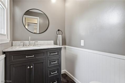 4828 Echoglenn Street NW North Canton OH 44720