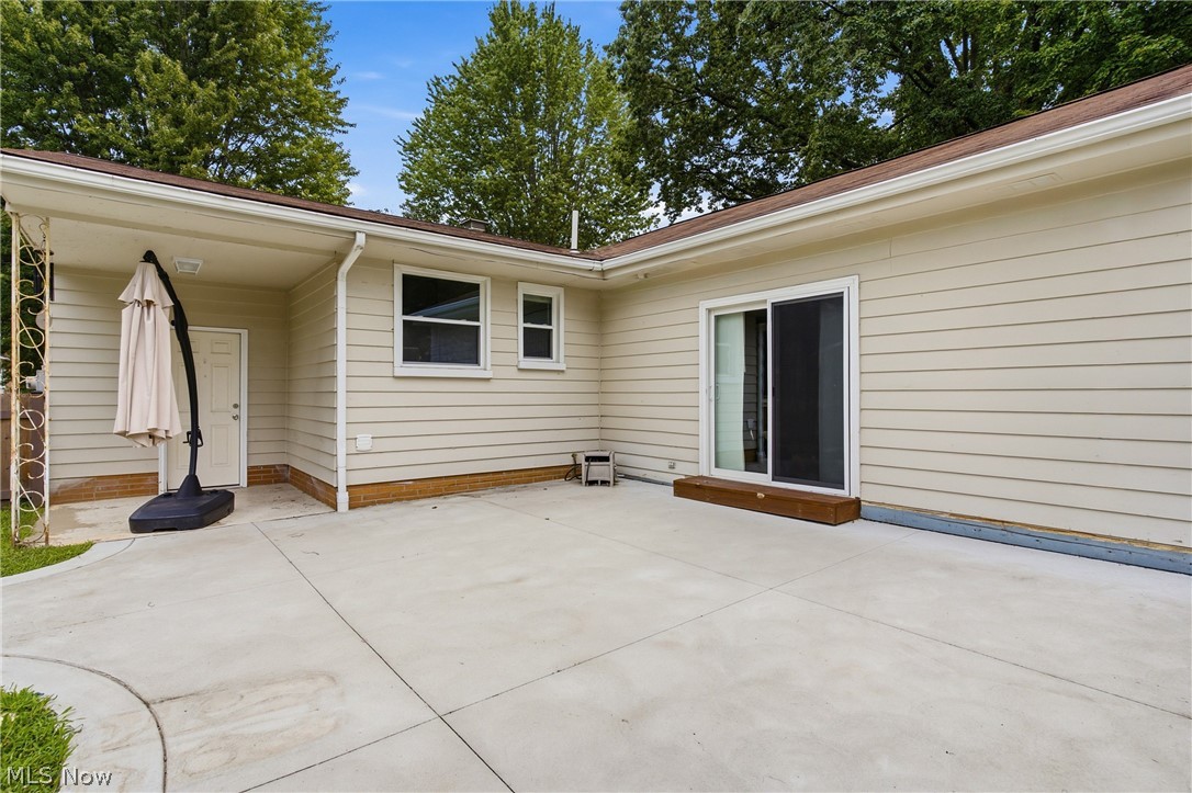 4828 Echoglenn Street NW North Canton OH 44720